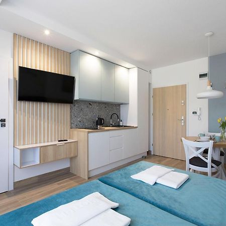 Willa Przy Porcie - Apartamenty Z Aneksami Kuchennymi Ustka Exterior foto