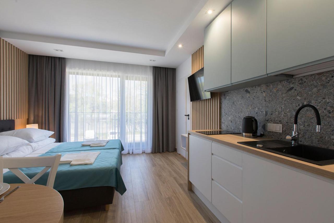 Willa Przy Porcie - Apartamenty Z Aneksami Kuchennymi Ustka Exterior foto