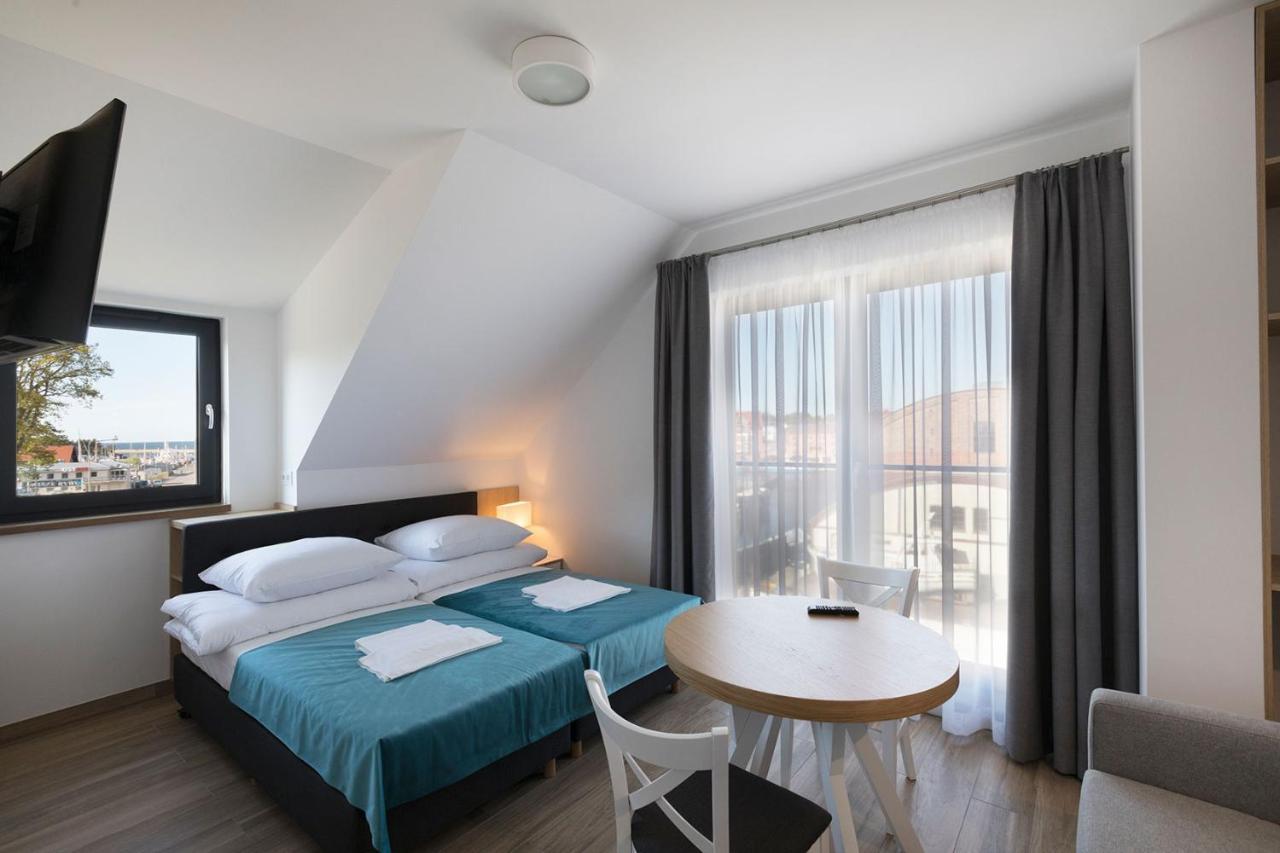 Willa Przy Porcie - Apartamenty Z Aneksami Kuchennymi Ustka Exterior foto